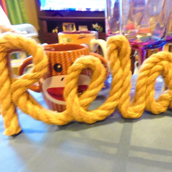 ROPE WALL DECOR - RELAX- 14" - Picture 1 of 4